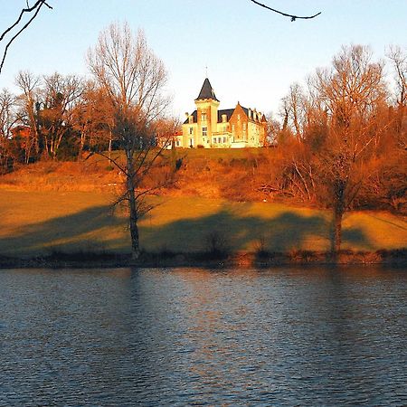 Chateau De Bellevue B&B Et Appartements Avec Piscine Saisonal Chauffee Et Chambres Partout Climatisees Saint-Avit  Exterior photo