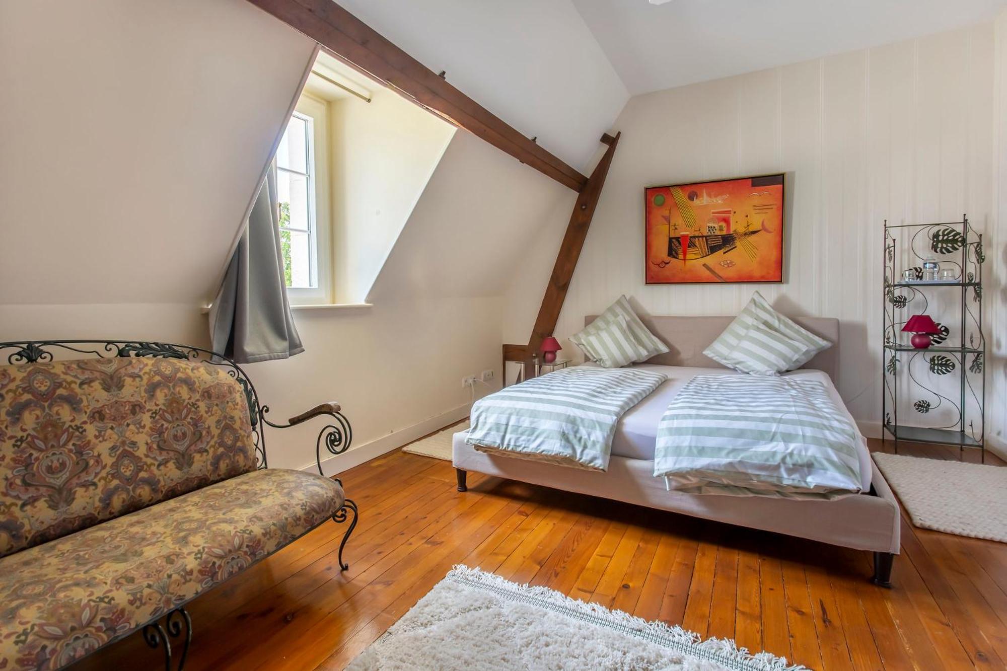 Chateau De Bellevue B&B Et Appartements Avec Piscine Saisonal Chauffee Et Chambres Partout Climatisees Saint-Avit  Exterior photo