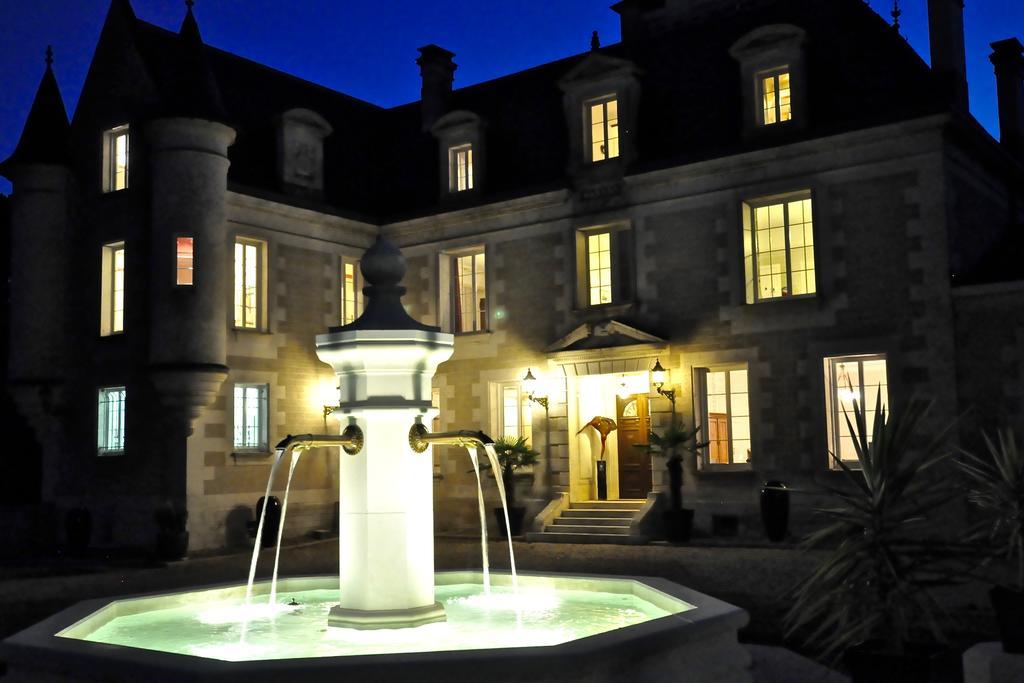 Chateau De Bellevue B&B Et Appartements Avec Piscine Saisonal Chauffee Et Chambres Partout Climatisees Saint-Avit  Exterior photo